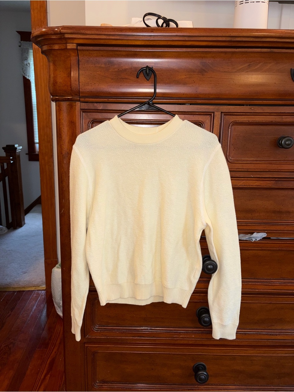 NWT Uniqlo 100% Cotton Cream Crewneck Knit Sweater XS